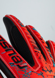 Reusch Attrakt Grip Evolution 5370825 3333 black red 3